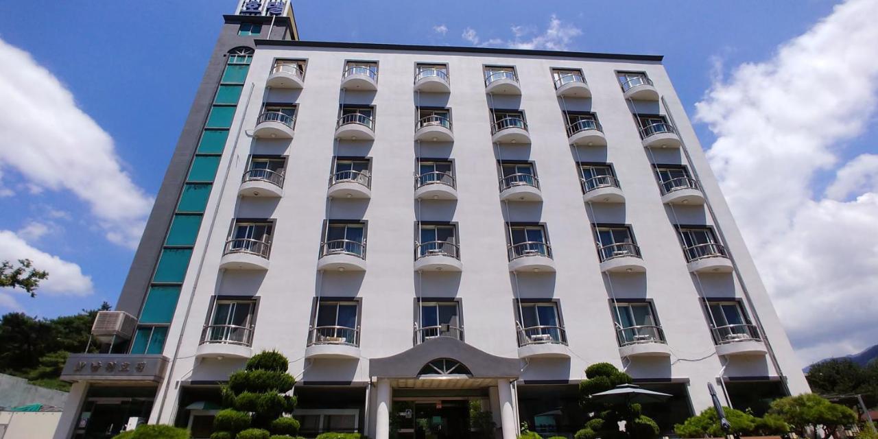 Namwon Hotel Buitenkant foto