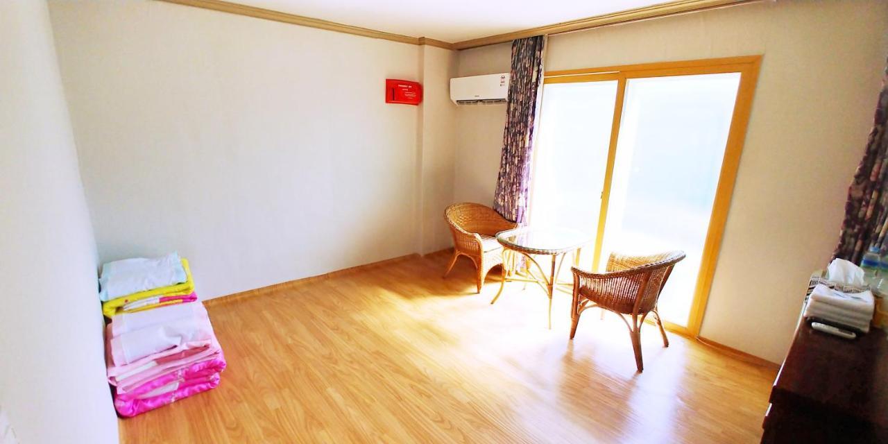 Namwon Hotel Buitenkant foto